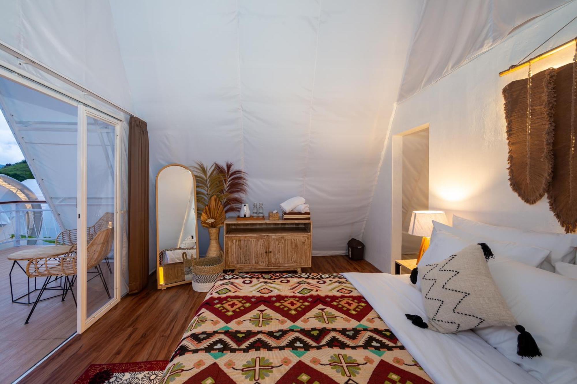 The Dewi Kintamani Luxury Glamping And Natural Hotspring Экстерьер фото