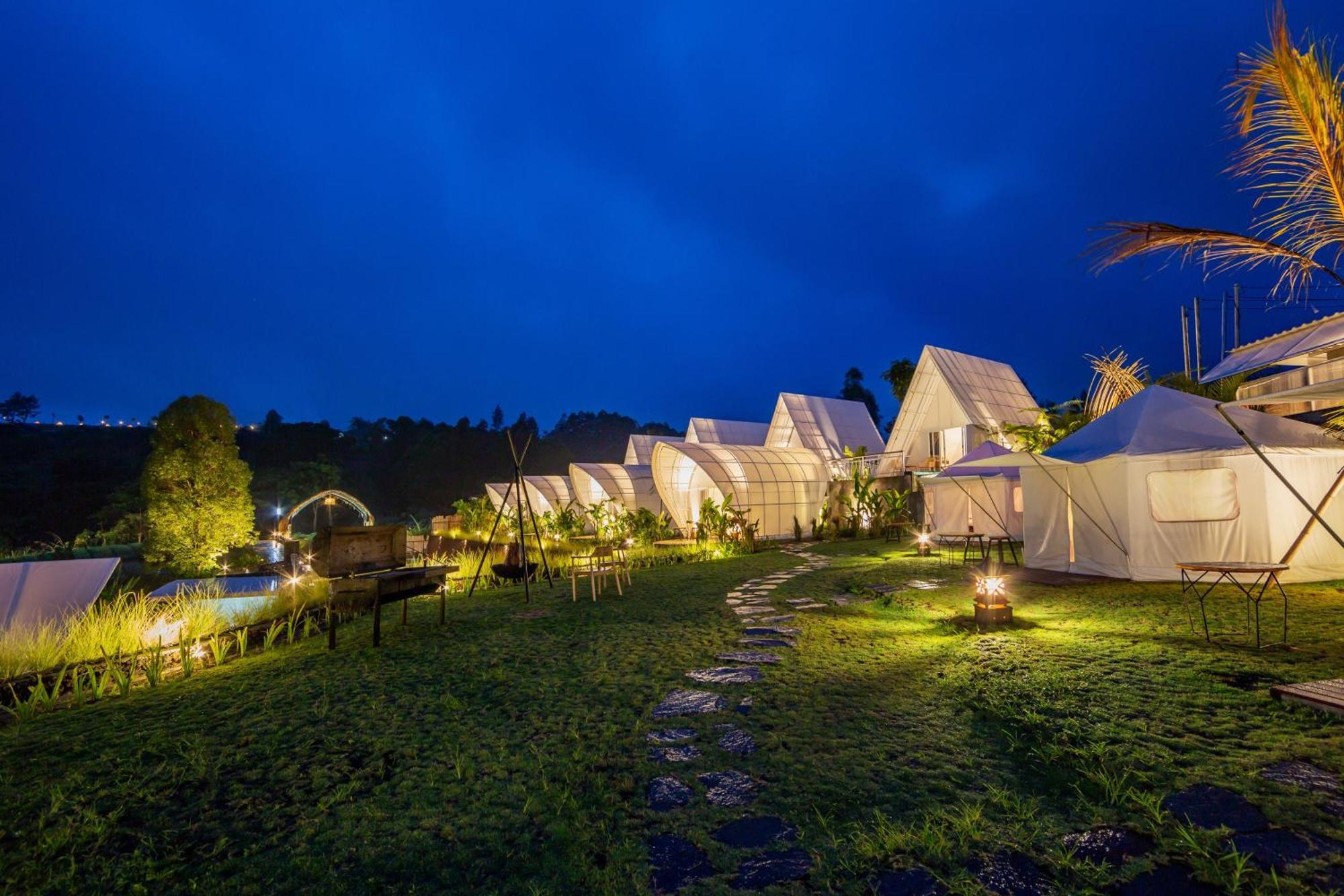 The Dewi Kintamani Luxury Glamping And Natural Hotspring Экстерьер фото